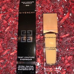 Y315 - Givenchy Tient Couture Foundation